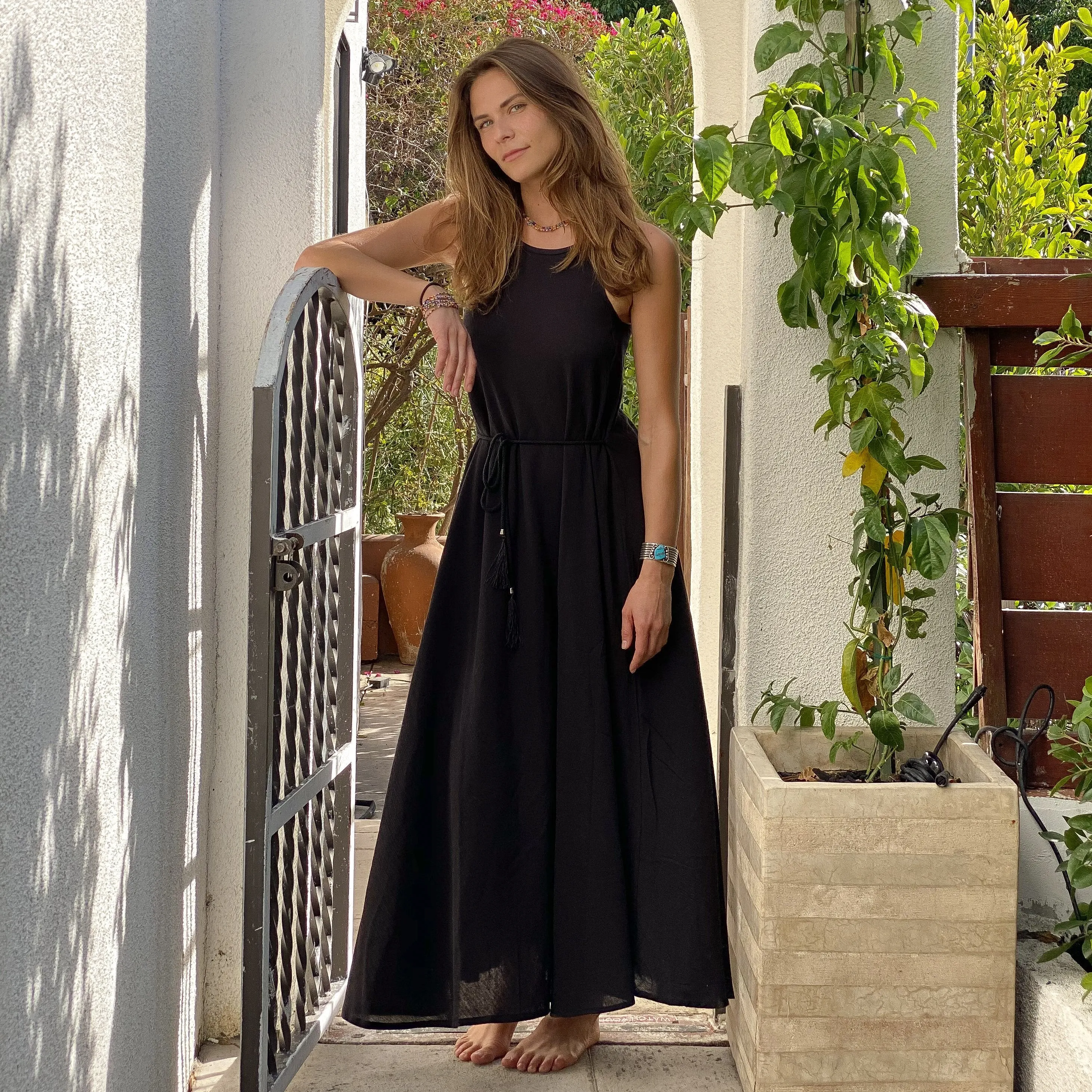 Elegant Black Callie Maxi Dress - The Ultimate Vacation Essential