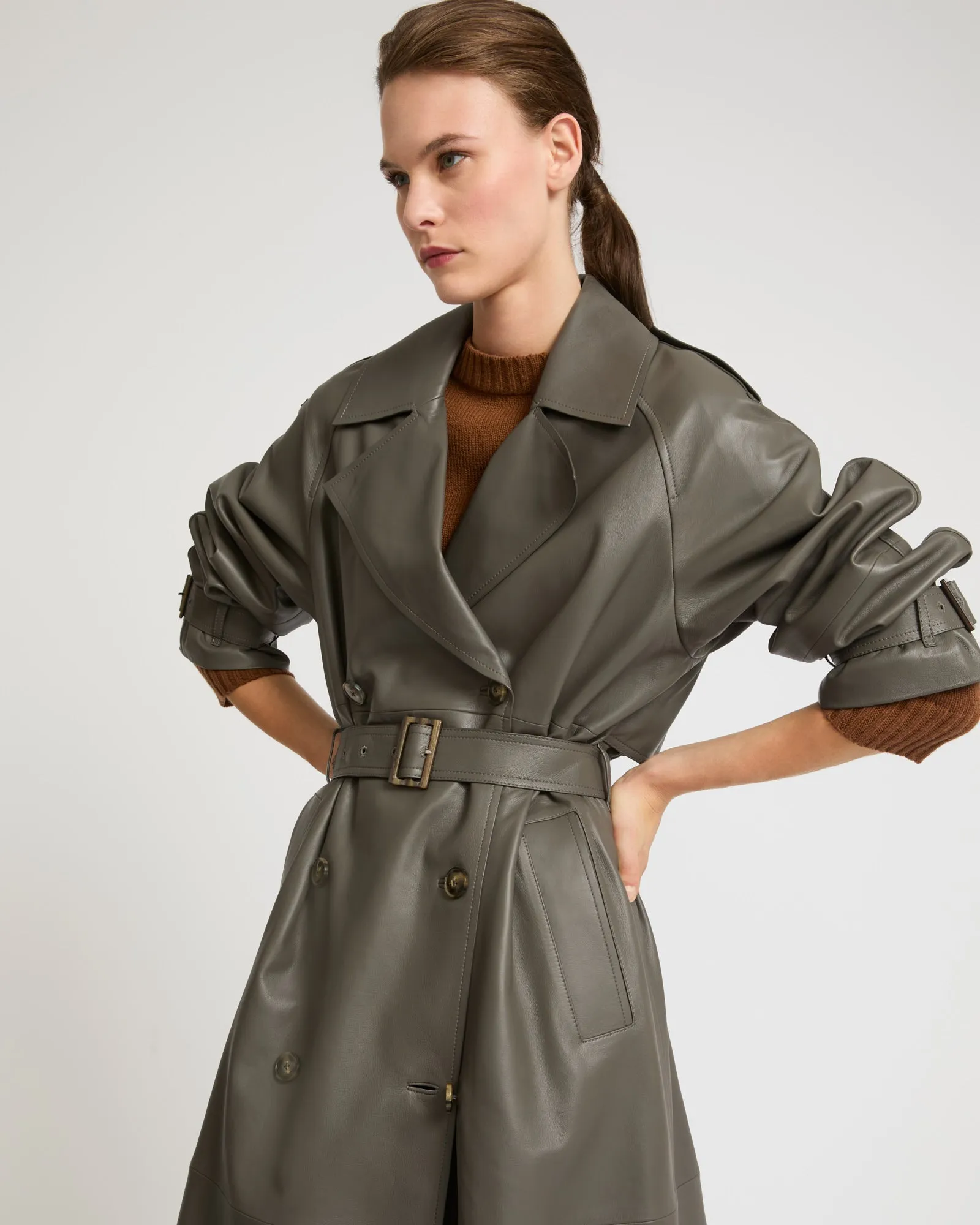 Long belted trench coat in lamb leather