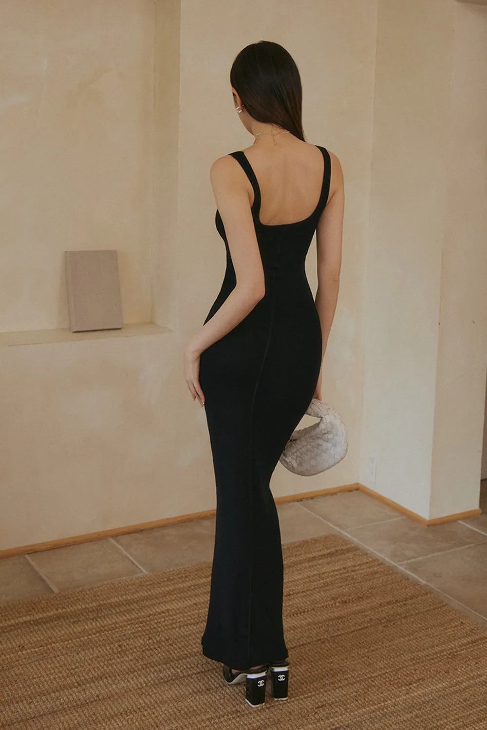 一見鍾情羅紋寬肩帶襯墊長洋裝<br>ELEGANT RIB KNIT WIDE STRAP MAXI BRA DRESS