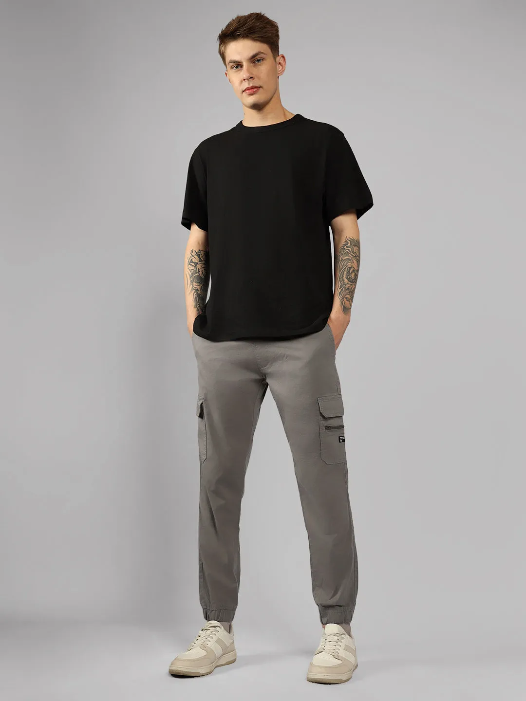 Men's Light Grey Solid Slim Fit Cargo Jogger