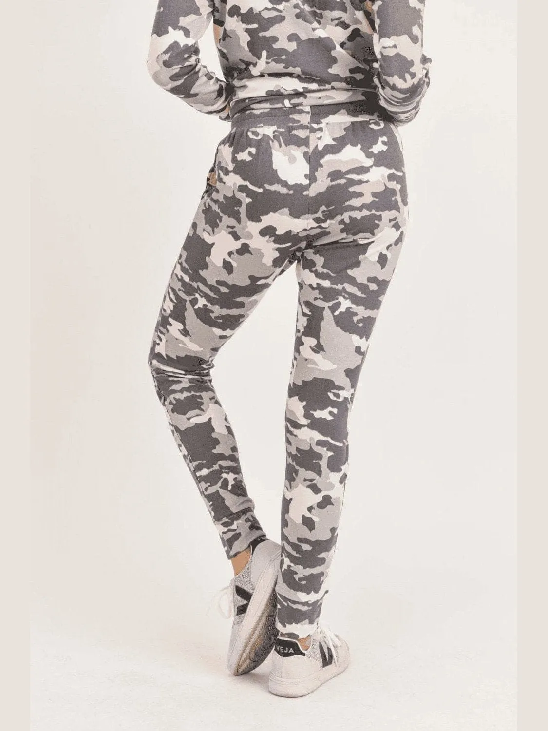 Mono B Camo Jogger