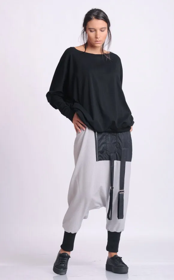 Oversize Black Top With Fitted Sleeves