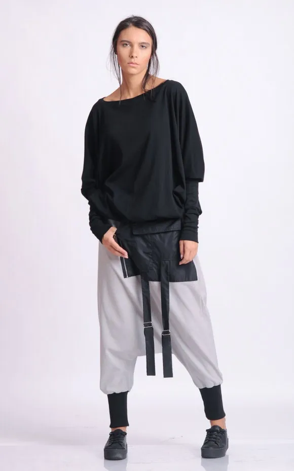 Oversize Black Top With Fitted Sleeves