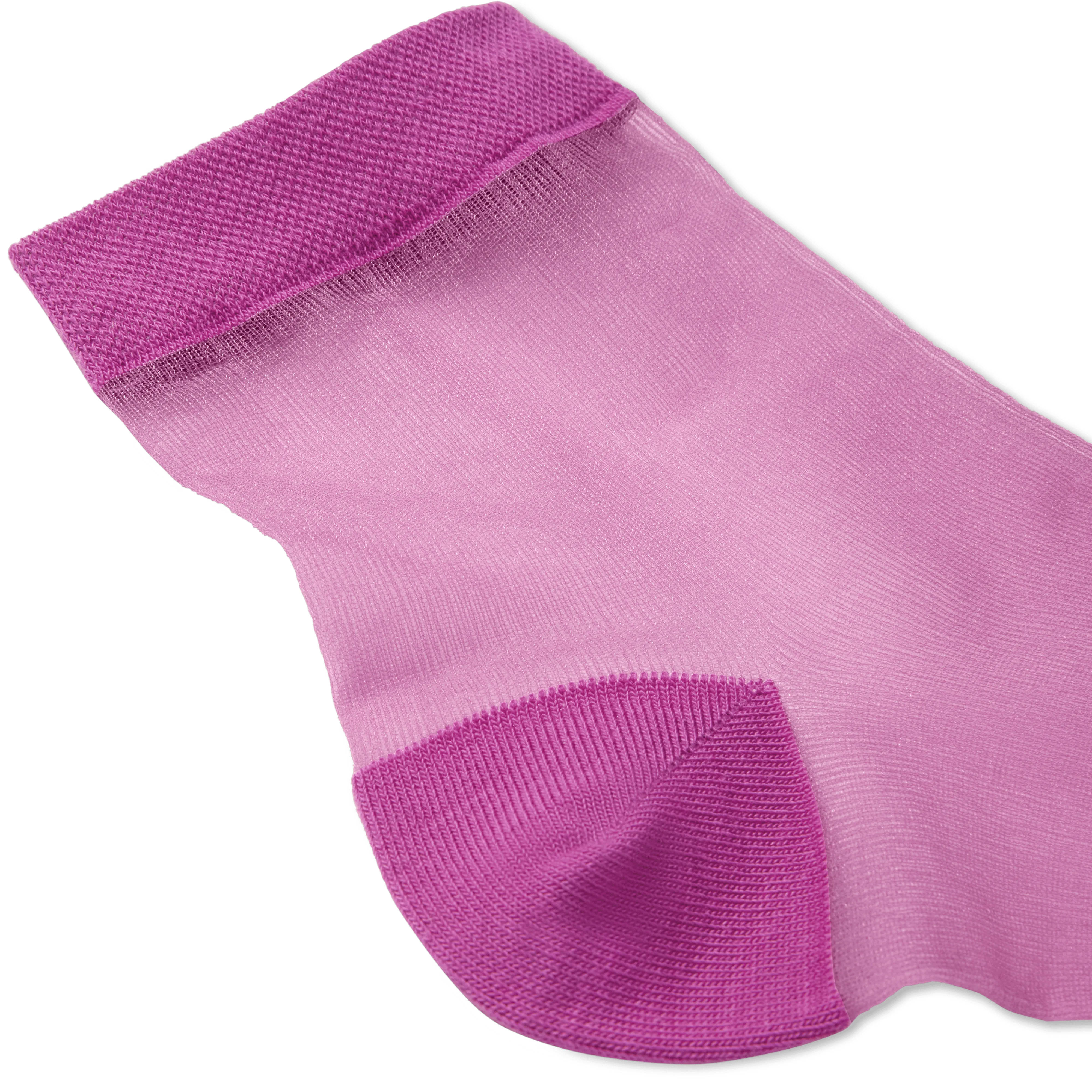 Women's Sheer Quarter Socks